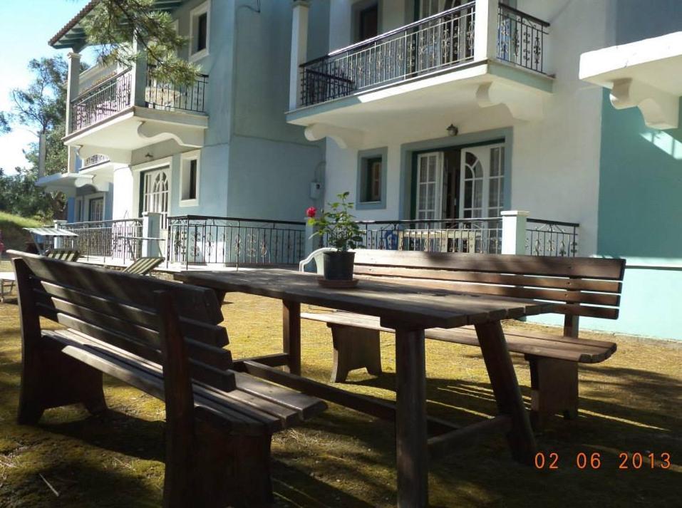 Rigos Apartments Vitalades Exterior photo